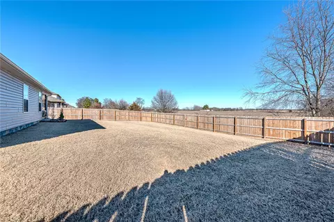 2704 Bauer St, Pea Ridge, AR 72751 photo 27