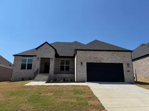 2897 N Chapel Dr, Fayetteville, AR 72704