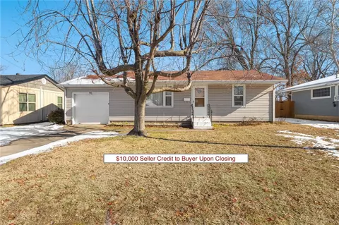 503 Dyer St, Springdale, AR 72762