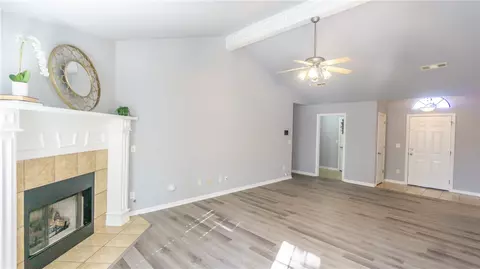 Living - 525 Buckboard Rd, West Fork, AR 72774 photo 2 of 2