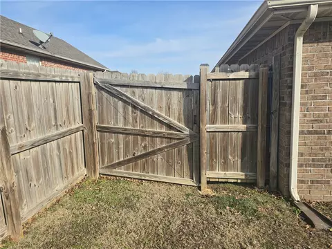 Exterior - 613 Eagle Dr, Gravette, AR 72736 photo 8 of 8