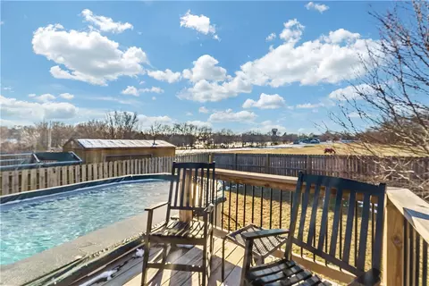 Exterior - 613 Eagle Dr, Gravette, AR 72736 photo 7 of 8