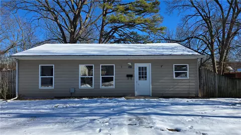 1301 Townsend St, Cassville, MO 65625