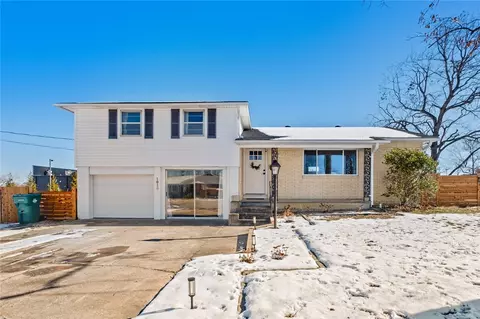 1015 S 9th St, Rogers, AR 72756