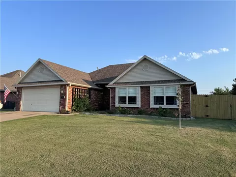 234 Brandons Loop, Springdale, AR 72762