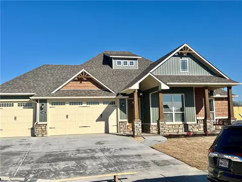 1902 Gaines, Pea Ridge, AR 72751