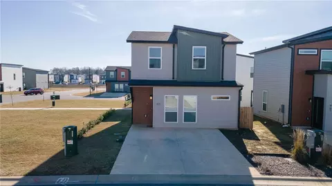 971 Boardwalk Ave, Centerton, AR 72719