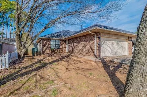 1893 Pine Valley Dr #1891 1893, Fayetteville, AR 72704
