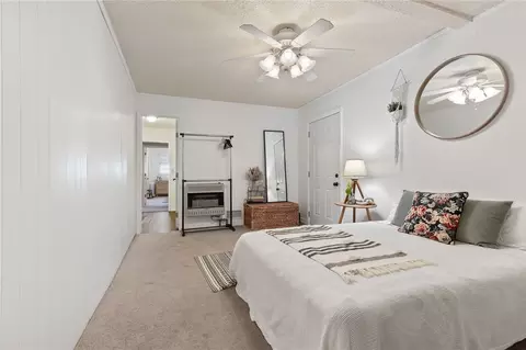 Bedroom - 409 N Third St, Harrison, AR 72601 photo 7 of 7