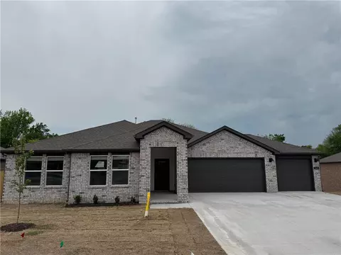 542 Terrace Ave, Prairie Grove, AR 72753