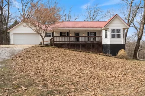 185 Tower Ave, West Fork, AR 72774
