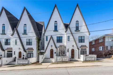 213 N Church Ave #1, Fayetteville, AR 72701