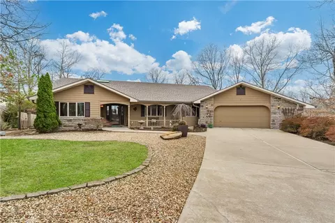 6 Mckenzie Pl, Bella Vista, AR 72715