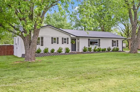 260 Jay Ave, Elkins, AR 72727