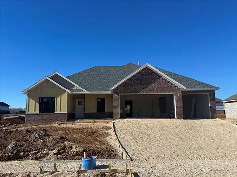 73 N Adler Ave, Farmington, AR 72730