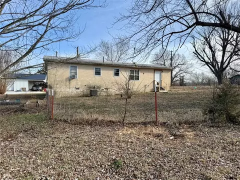 4196 Meadows Ct, Harrison, AR 72601 photo 2