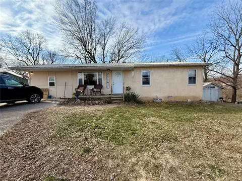 4196 Meadows Ct, Harrison, AR 72601