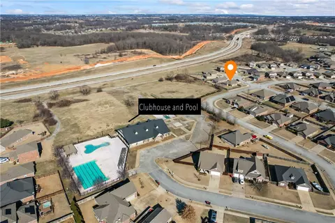 View/Area - 4392 Cornwall St, Springdale, AR 72762 photo 4 of 6