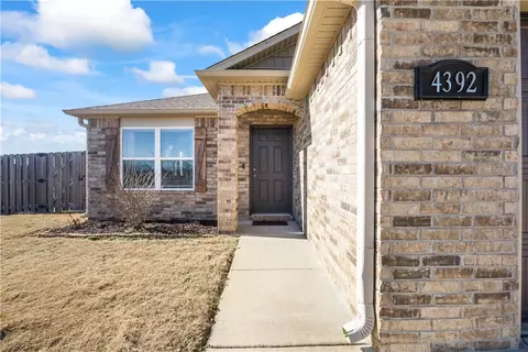 Exterior - 4392 Cornwall St, Springdale, AR 72762 photo 2 of 2