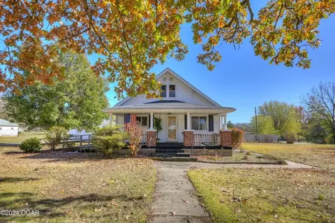 918 N Highway 97, Pierce City, MO 65723