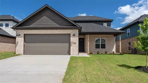 1210 Mammoth St, Centerton, AR 72719 photo 2