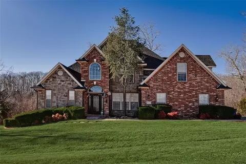 8412 Preston Trl, Bentonville, AR 72712