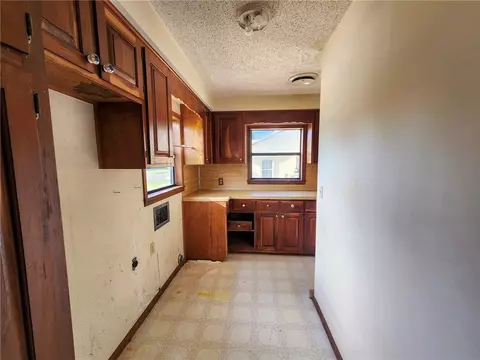 711 Maple Dr, Springdale, AR 72764 photo 8