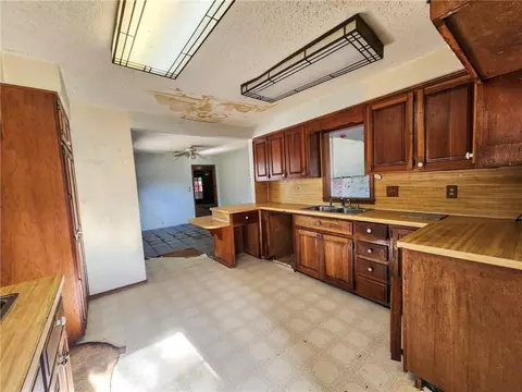711 Maple Dr, Springdale, AR 72764 photo 7