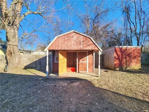711 Maple Dr, Springdale, AR 72764 photo 35