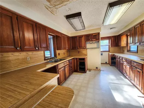711 Maple Dr, Springdale, AR 72764 photo 6