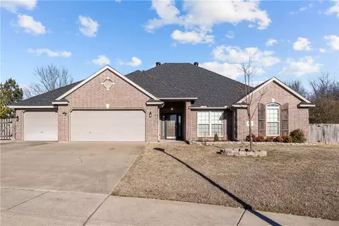 2236 Spring Creek Ave, Springdale, AR 72764