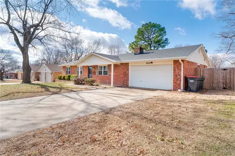2502 Eidson St, Springdale, AR 72762 photo 2