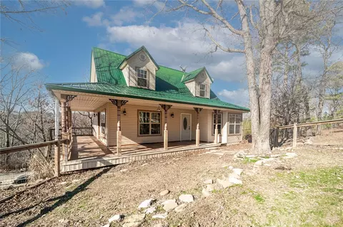 132 County Road 2410, Eureka Springs, AR 72632