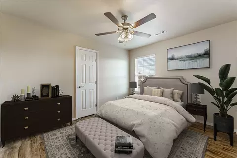 Bedroom - 2013 Maple Ct, Gentry, AR 72734 photo 2 of 4