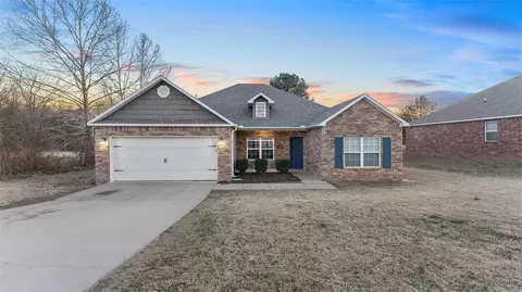 12237 Richardson Rd, Farmington, AR 72730