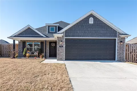 75 N Manhattan Way, Fayetteville, AR 72704