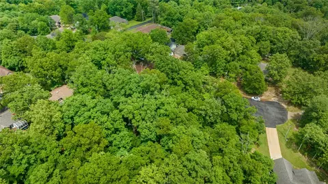 Strichen Lane, Bella Vista, AR 72715