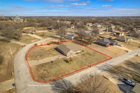 8801 E 104th Pl N, Owasso, OK 74055