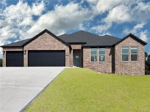 2901 Hattie Ln, Springdale, AR 72764