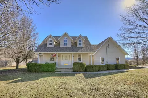 21 Meadow Brook Ln, Anderson, MO 64831