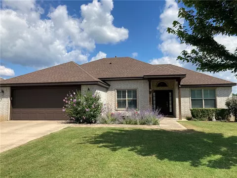 762 Roselawn St, Siloam Springs, AR 72761
