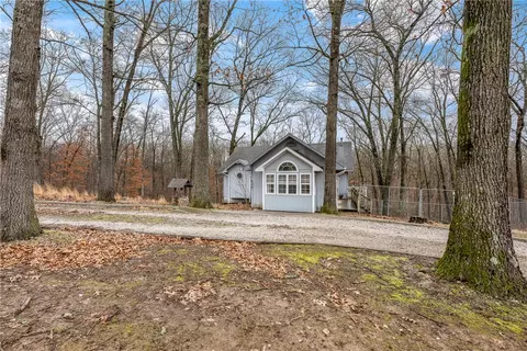 14546 Woods Lodge Rd, Rogers, AR 72756