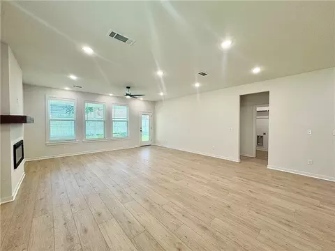 Living - 3669 Tranquility St, Springdale, AR 72764 photo 3 of 5