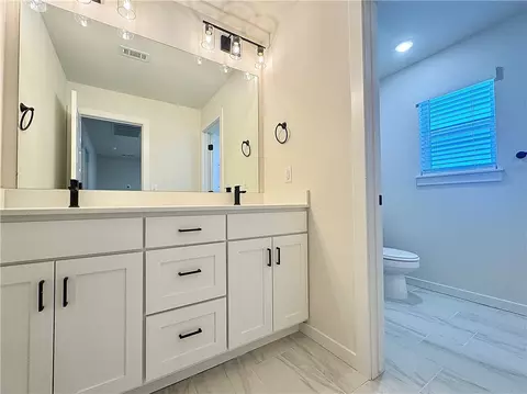 Bath - 3669 Tranquility St, Springdale, AR 72764 photo 5 of 8