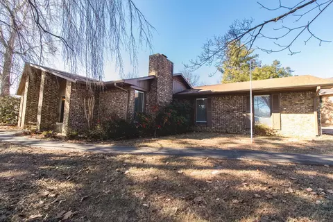 216 Suttle Dr, Springdale, AR 72764 photo 3