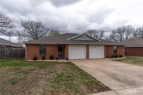 49 Holly Dr #A & B, Bentonville, AR 72712