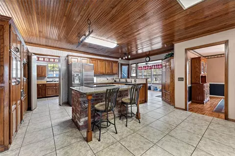 119 N Wyman Rd, Fayetteville, AR 72703