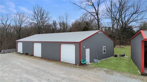 3130 Cottonwood, Harrison, AR 72601 photo 4
