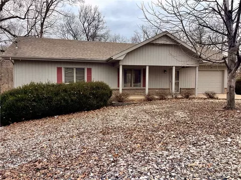 14 Betty Ln, Bella Vista, AR 72715