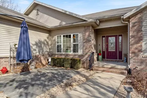 3 Patsy Cir, Bella Vista, AR 72715 photo 2